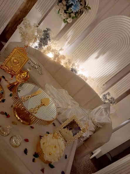 سلام عليكم كوشات للبيع المكان بغداد الشعب  نضافه ٩٠%
4 كوشات كامل التفاصيل 
***********
