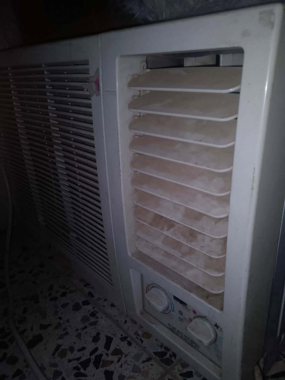 مكلفه بالنشر 

مكينه للبيع جبيرة اخت الجديدة ٣٠٠ وبيها مجال و هذني اثنينهن الرافعات ب٢٥٠ وبيهن مجال والمكيف ٣٥٠ نظيف وشغال وبي مجال  وخلاط عصائر ب 35 وبي مجال 
@إشارة


**إذا كنت صاحب هذا الإعلان وتريد حذفه لأي سبب، رجاءا أرسل رسالة إلى الدعم الفني**