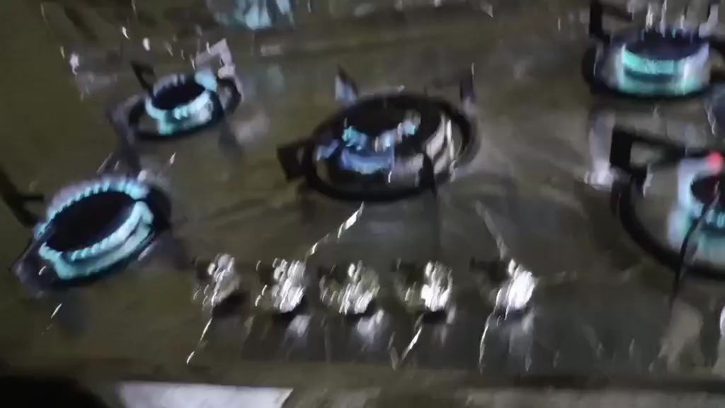 السلام عليكم عندي طباخين للبيع منضدي واحد مستخدم شهر جديد نوعية اسنو ايطالي لغرض البيع سفر مستعجل السعر 180 وبي مجال
الثاني نوعية بوشه ما بيهم اي عيب الصور موجوده السعر 70 وبي مجال


**إذا كنت صاحب هذا الإعلان وتريد حذفه لأي سبب، رجاءا أرسل رسالة إلى الدعم الفني**