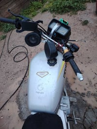 سيفان ٢١ للبيع محرك معمر جديد السعر ٢٧٥ للاستفسار الاتصال على الرقم 07...