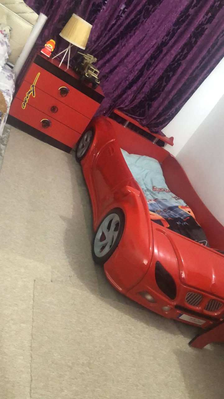 غرفة اطفال السعر ٤٥٠ 
المكان الدوره


**إذا كنت صاحب هذا الإعلان وتريد حذفه لأي سبب، رجاءا أرسل رسالة إلى الدعم الفني**