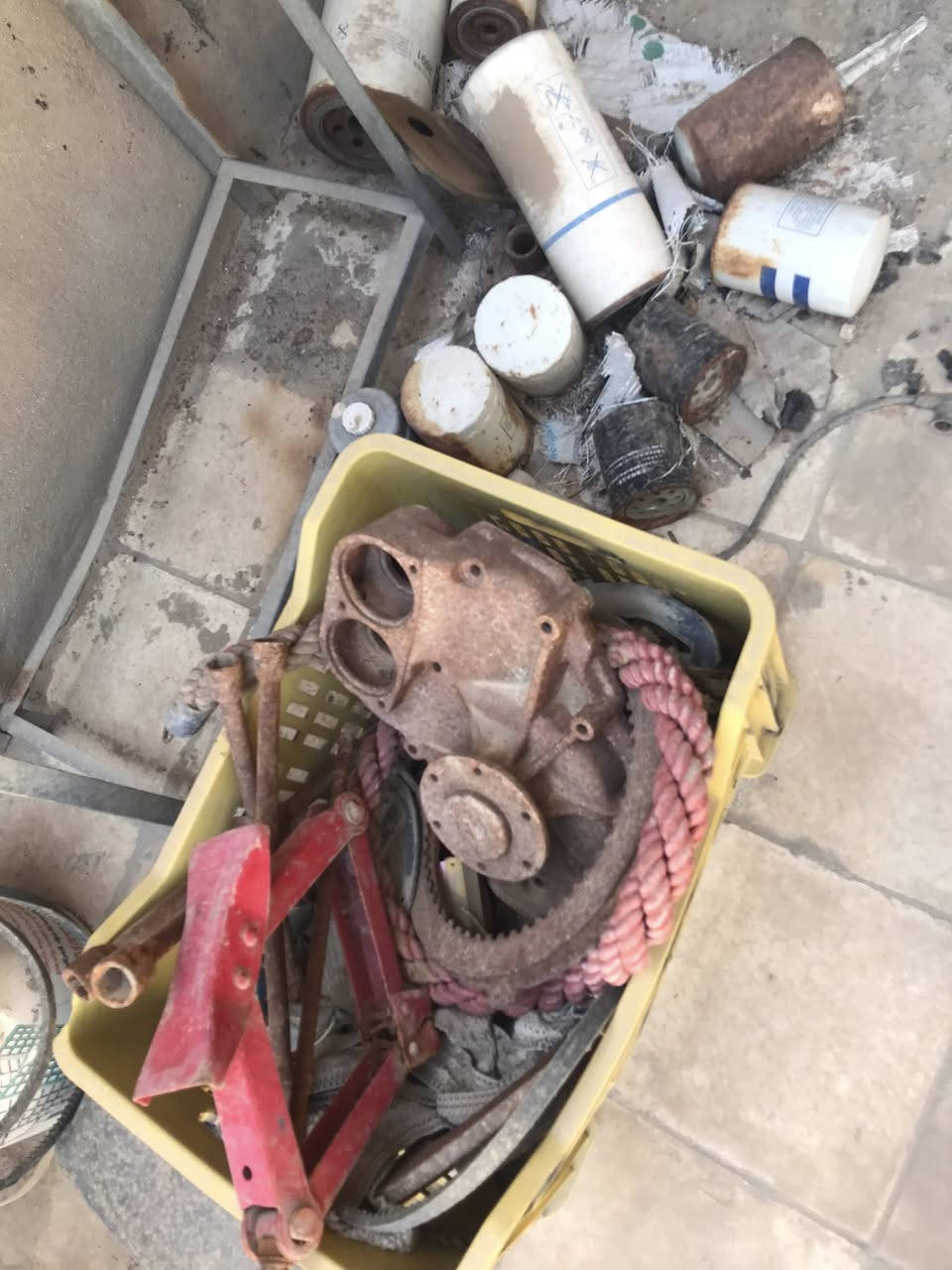 عندي هذني ووياهن راديتر مال سياره حط سعر وبل عافيه
مكاني سيديه


**إذا كنت صاحب هذا الإعلان وتريد حذفه لأي سبب، رجاءا أرسل رسالة إلى الدعم الفني**