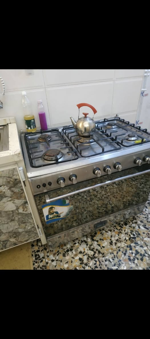 مجمده وطباخ كلش نضيفات جديدات وع الفحص سعرهن 250 ثنينهن وبيهن مجال مكاني العبيدي


**إذا كنت صاحب هذا الإعلان وتريد حذفه لأي سبب، رجاءا أرسل رسالة إلى الدعم الفني**