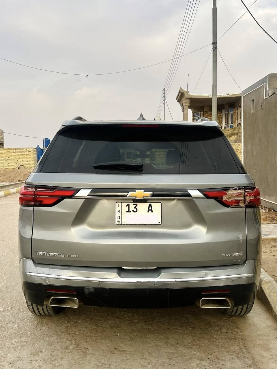 ترافرس 23 بريمير فول مواصفات
مستوردها بيدي وكلش نضيفة
ضربتها جنطة ومصلحها بدون تبديل بدون ايرباك
بيها فقط بك لايت طافي والثاني مكسور
ماشيه 23 الف
بيع أو مراوس
السعر 285
مكانها بالعمارة ***********
