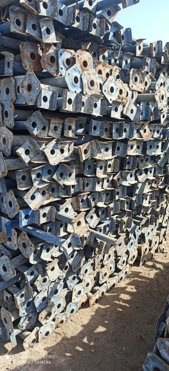 جكات حاظن طول 4 متر نظيفات حيل مثل ماواضج بصوره موجود كميه مكان حله ***********
