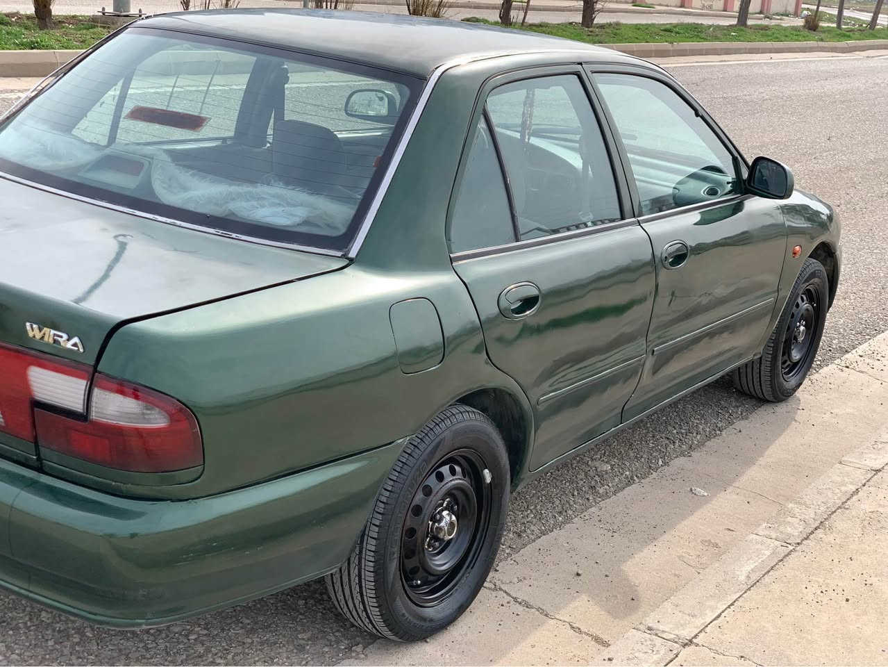 ٣٨ معامەلە
جۆری سەیارە/پڕۆتۆن
مۆدێل /٢٠٠٢
ڕەقەم سلێمانی
تەبرید وگەرمی بەشەرت
کلاج عەینەی  لۆک
٤تایەی لۆک
٢ جام کارەبا
کامل بۆیاخ 
کارەبای کامل مەزبووت
ماڵی دۆستە.
*********** السليمانية, العراق
