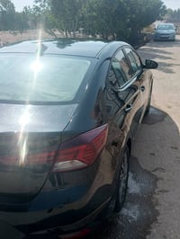 النترا ٢٠٢٠ • مكينة ٢٠٠٠ • امريكي