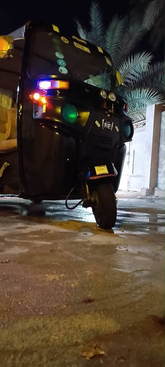 سلام عليكم شباب تكتك نضيفه مديل ٢٠١٦جاهزه كله شغاله مكينه ٢٠١٨اوراق كامله اصولي عوزه ملف شحن لسعر ٢٦٠٠وبيه مجال متوازي عله بيع لعنوان نجف كوفه لشري يجي خاص وبي خير ويدلل
