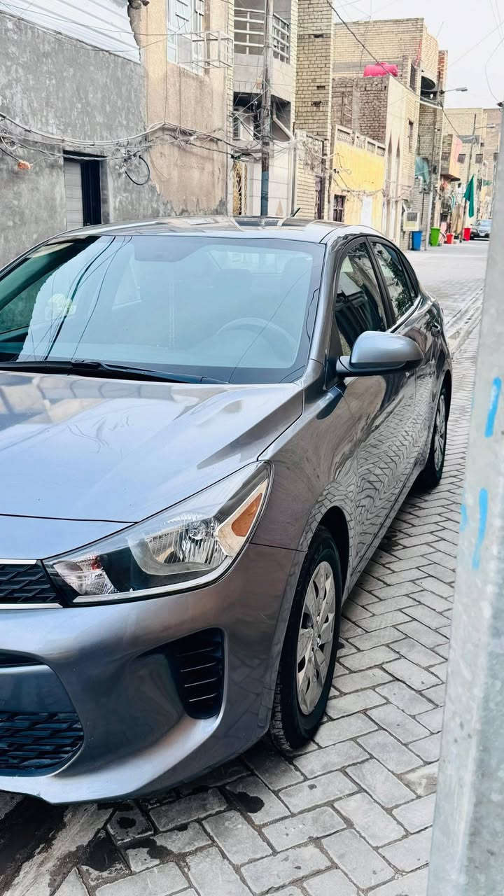 السلام عليكم كيا ريو 20 ماشية 45 بدون ارباك 110وبيه مجال السياره بل مدينه رقم ***********
