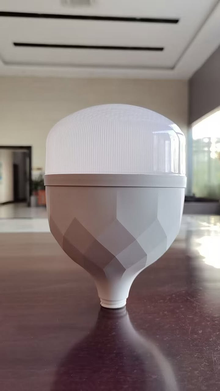 Led Bulb series .
100-265V / 165-265V 80% power 
2years guarantee


**إذا كنت صاحب هذا الإعلان وتريد حذفه لأي سبب، رجاءا أرسل رسالة إلى الدعم الفني**
