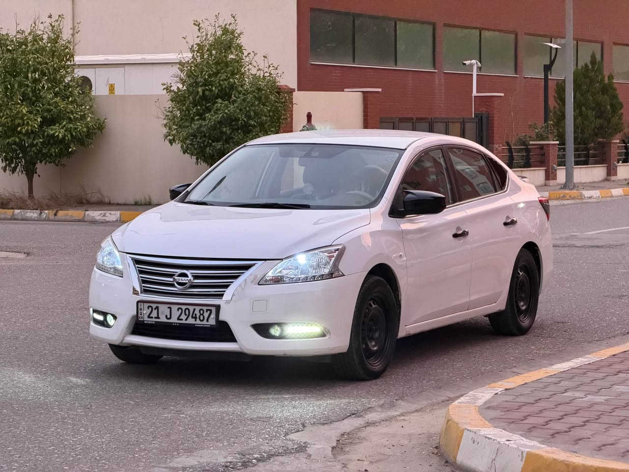 نیسان سینترا ٢٠١٩ 

١٠٧٠٠٠ کیلۆمەتر چوە 

بۆیاخی نیە 

دو شوختی قەڵەمکاری هەیە 

١٣٥ گەڵا 
*********** كالار, السليمانية
