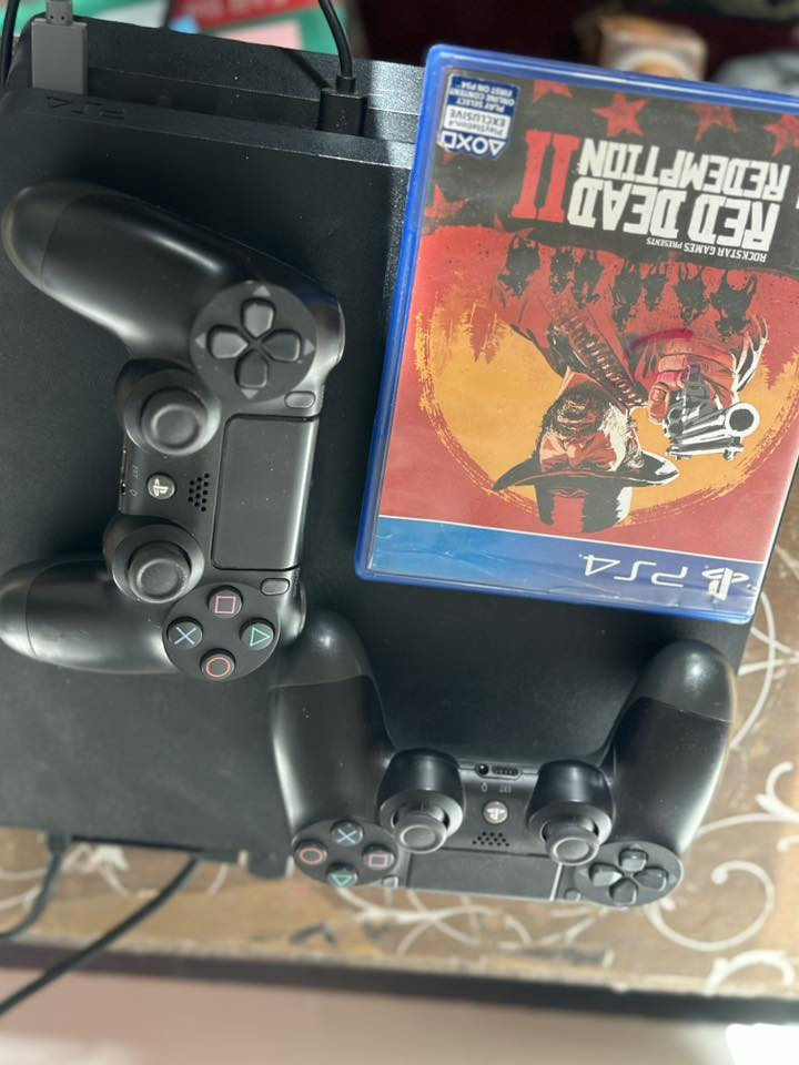 بلي فور سلم مهكر
نظام 11 ماخذة جديد مو باله نظيف مامصلح ولا مفتوح ويا يدات 2 وقرص ريد ديد سعر 265 وبي مجال عنوان كربلاء غير متوفر توصيل  
***********
