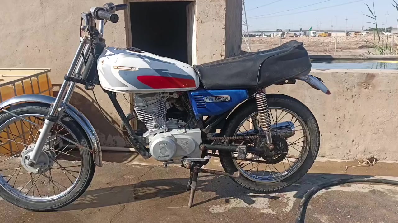 سلام عليكم شباب مره خصت الادمن
دراجه للبيع مكينه تايجر مكينه نضيفه مفتوحه بدون اوراق  
للاستفار ***********
السعر 450 قفل
