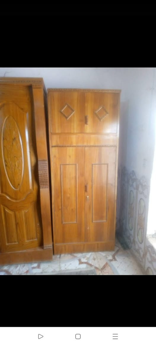 غرفه مستعمله 3 اشهر السعر 700 وبيه مجال //***********// ***********
