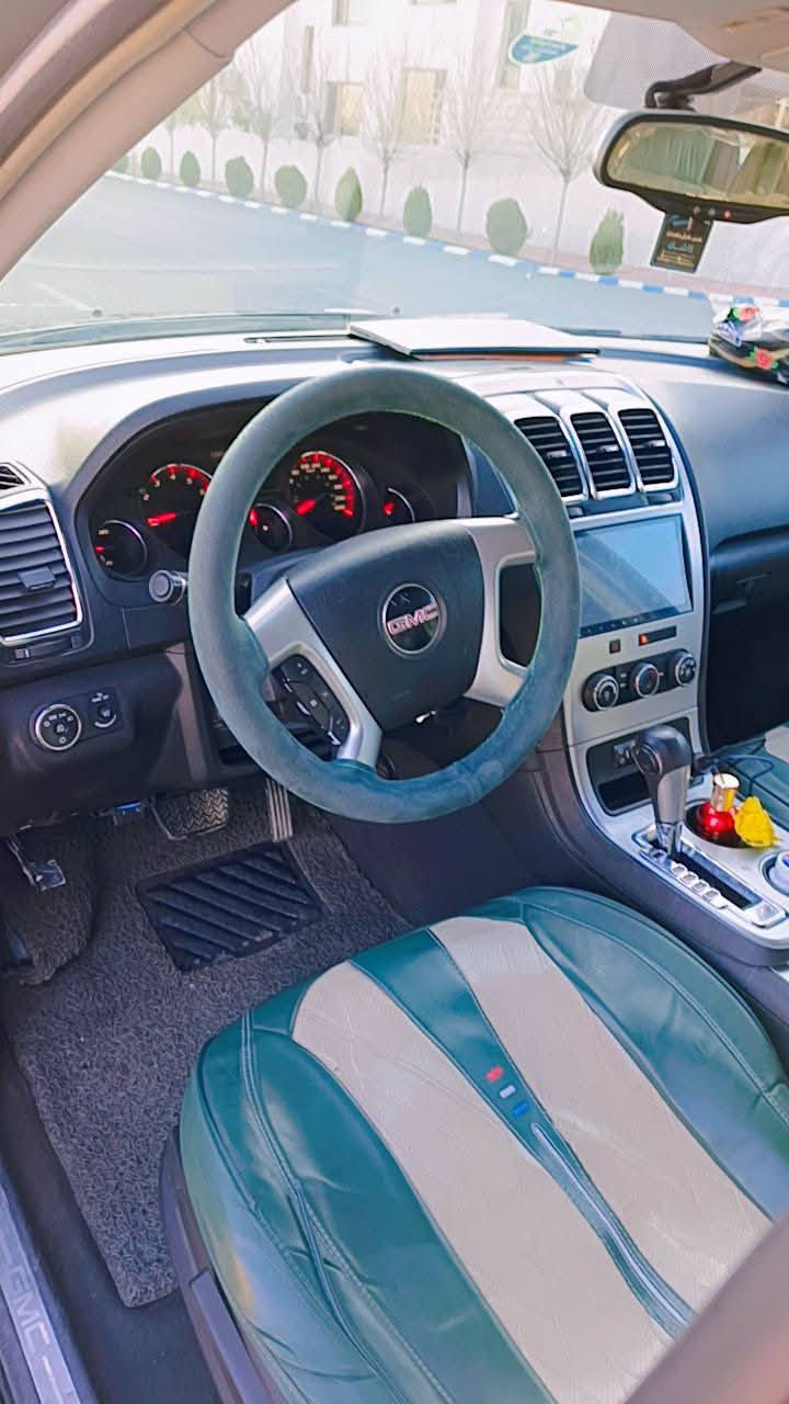 للبيع GMC  اكاديا بدون صبغ بدون حادث 
التفاصيل 
السعر      ٩٣ ورقة 
لون اسود لماع 
سبعة راكب 
تشغيل عن بعد
كامرة دوارة 
شاشة لمس 
ويل كب بلادي 
كير اوتو وعادي 
تحديد سرعة 
محرك بلادي ٣٦٠٠ 
كشنات جلد تغليف 
كفالة صبغ وكير ومحرك وصدر ودبلات وتايرات وباتري مع وجود ملاحظات بسيطة تحتاج 
رقم اربيل 
سنوية ٢٧ تنتهي
تحويل بشرط
مكان السيارة بالسليمانية 
*********** يوجد واتساب
