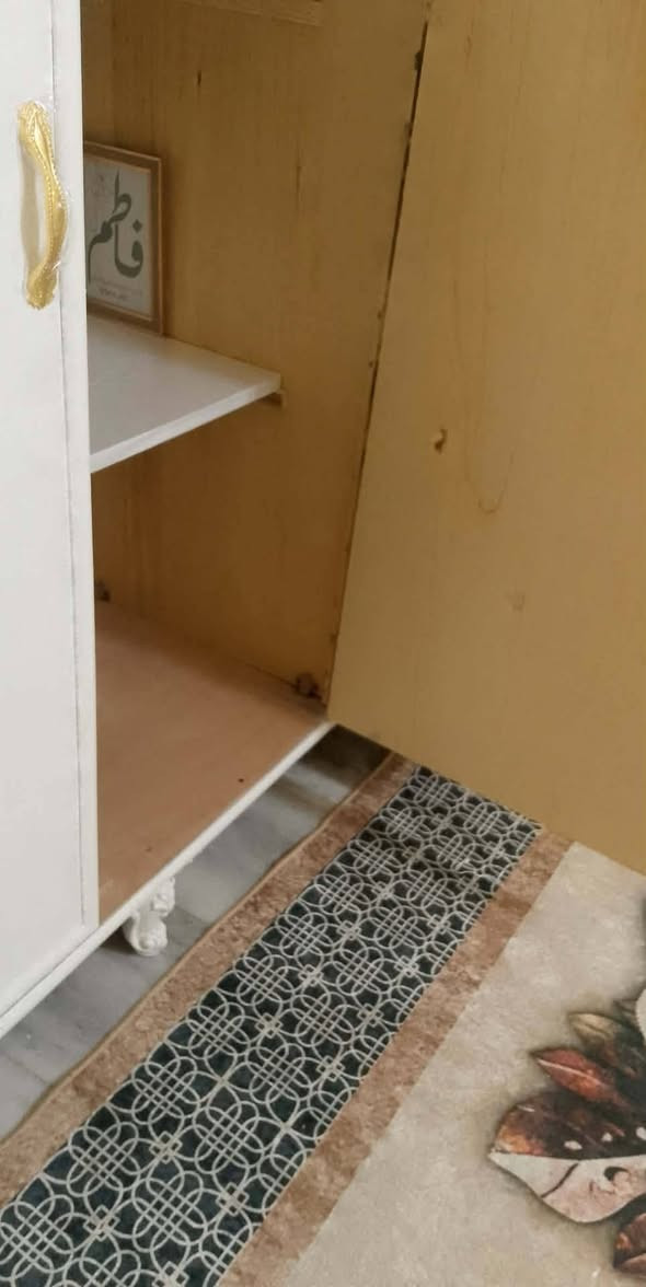 متوفر كنتور جديد (تفصال) خمس بيبان، شغل نظيف وبحالة ممتازة.
🚪 المواصفات: 5 بيبان (تفصال جديد).
📍 الموقع: بغداد - مدينة الصدر - قطاع 17.
السعر المطلوب:(590 و قابل للتفاوض).
لمعرفة التفاصيل، يرجى المراسلة على الخاص 📥 أو التعليق.


**إذا كنت صاحب هذا الإعلان وتريد حذفه لأي سبب، رجاءا أرسل رسالة إلى الدعم الفني**