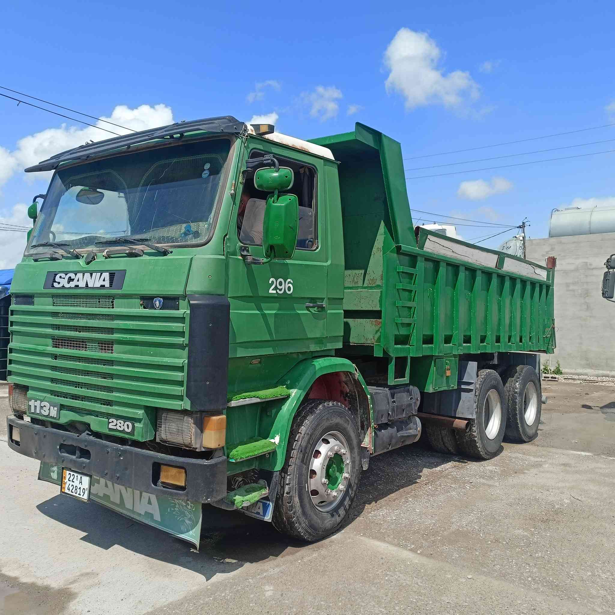 سكانيا قلاب سكس ويل مجموعه شفت فالفو شيطان بلادي طويل محرك (6) كورات كير 3×3 بودي سويدي رقم وسنويه وهوه جديد كير محرك شرط شاصي مكفول قماره بدون صبغ سياره جاهزه بدون نقص شرط التحويل 
موديل 1996
سعر 190$
عنوان كركوك طريق المطار مقابل جسر حزيران 
معرض المتوكل 
***********
***********
***********
