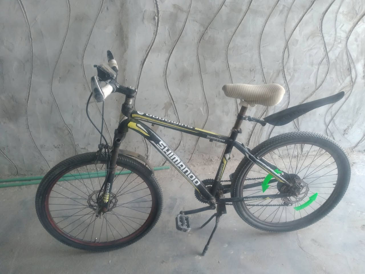 سلام عليكم بيسكل جبلي البيع عداد سرعه وبريك تايرات جداد بيسكل نضيف سعره 60مكان سفوان


**إذا كنت صاحب هذا الإعلان وتريد حذفه لأي سبب، رجاءا أرسل رسالة إلى الدعم الفني**