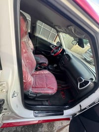 كيا صول 2020 لون ابيضّ  تو كلار قمارة حمراء - محرك ٢٠٠٠ دوش ضرر جدآ بس...