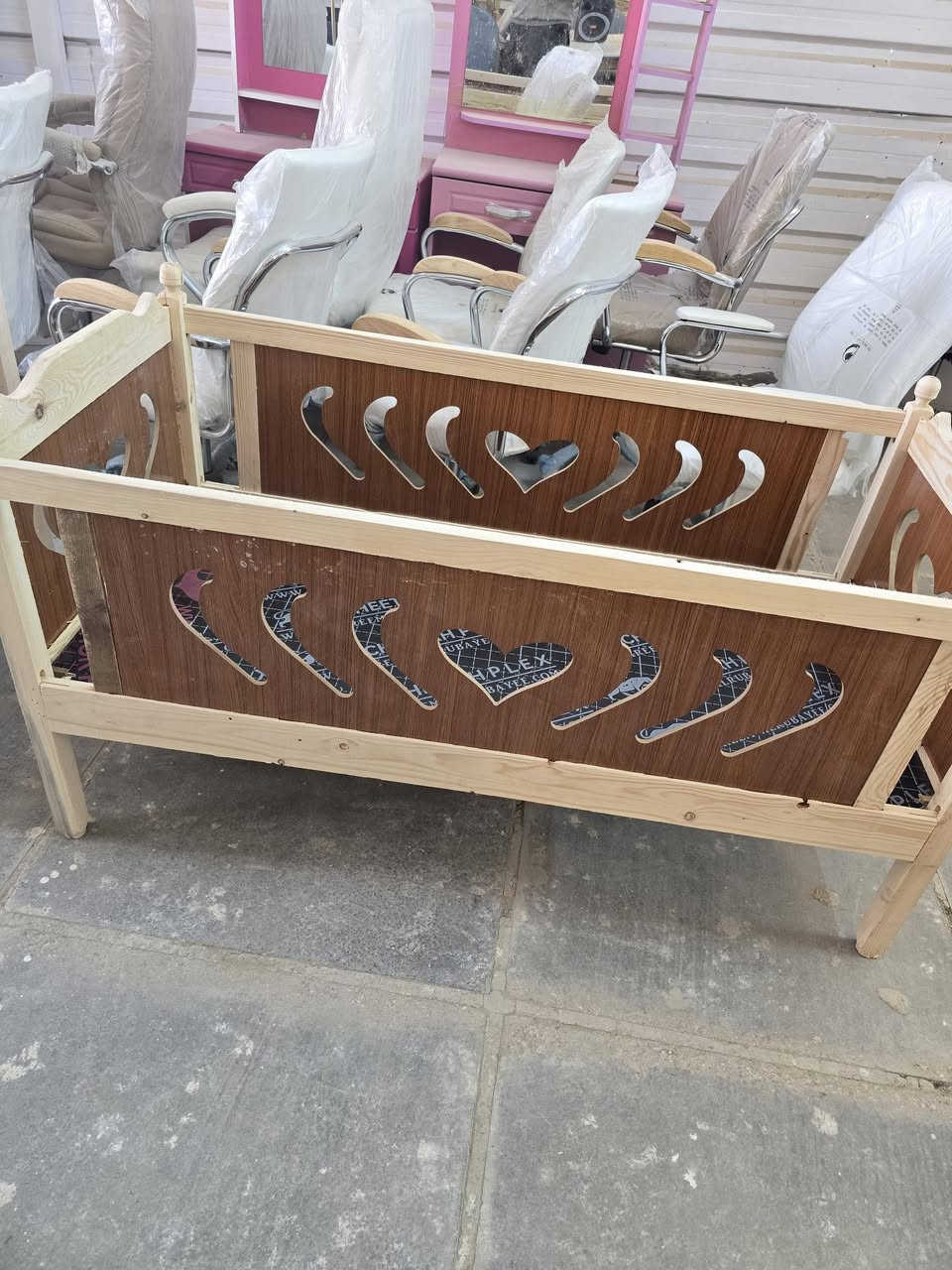 🛏️ سرير خشب 🪵 كاروك طفل 
📞 للتواصل أكثر: ***********
***********
