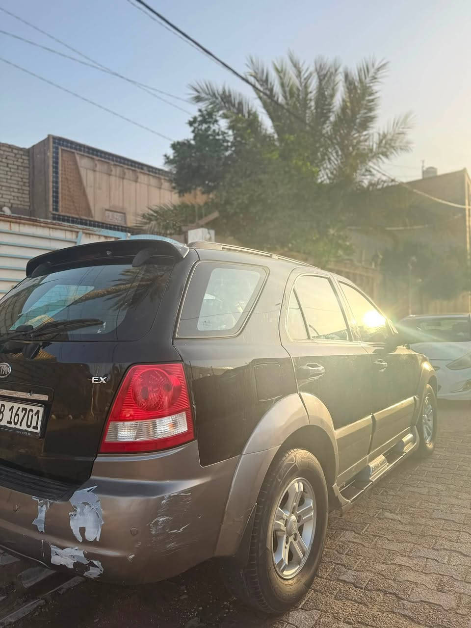 سورنتو 2006
سياره كامله وجاهزه من كلشي 
محرك وكير خير من الله 
بيه بارد باب عكس السايق فقط بدون صبغ السياره 
حداديه جيده وتخم تاير وادامه لمنظومه لبانزين قبل فتره سويتله 
رقم اربيل بأسمي
مكاني النجف- الكوفه 
رايده 83 وبيه مجال جدا بسيط 
***********
