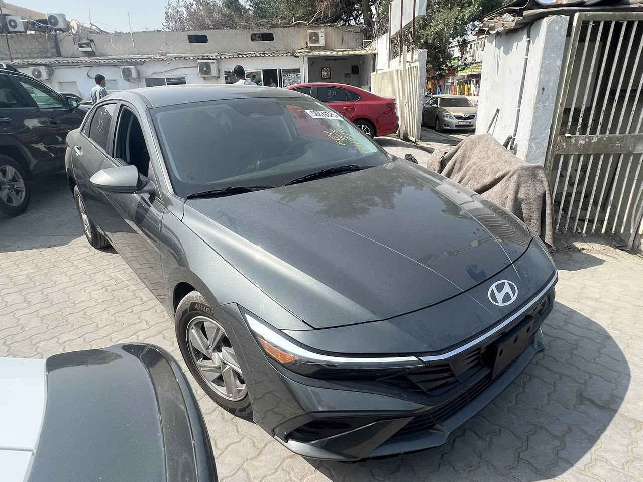 رمضان كريم عليكم ماشاءالله تبارك الرحمن النترا موديل 2025 ماشيه 9 الف ضرر خفيف بدون تبديل بدون يرباك فقط طخه بواب ضرر خارجي تصليح  بواب واصل منفذ سفوان موعد وصول 10 ايام حجز عربول تدخل كتاب شهداء لي عنده كتاب تواصل وتساب سعر مناسب ***********
