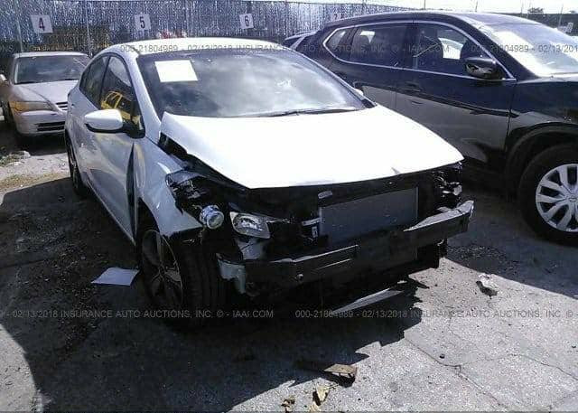 سلام عليكم فورتي البيع موديل 2018
فول نضافه سياره كامله عليه اخر حبايه صور الحادث داخل المنشور بسمي بغداد رقم نكليزي لاستفسار تصل ***********
