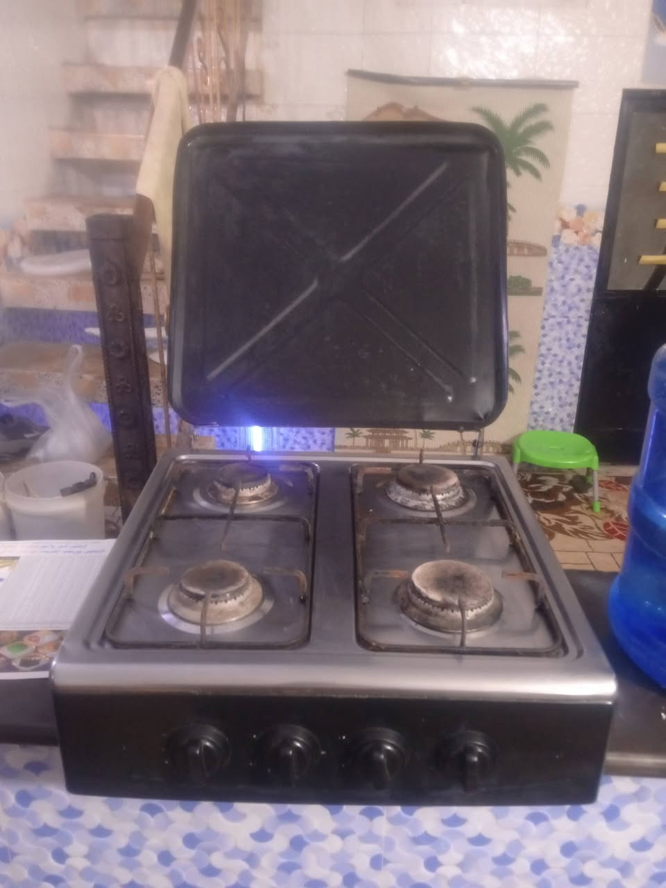 أغراض للبيع شغالات ع فحص مكان شعب نهايته الفورتات يوجد توصيل ***********
