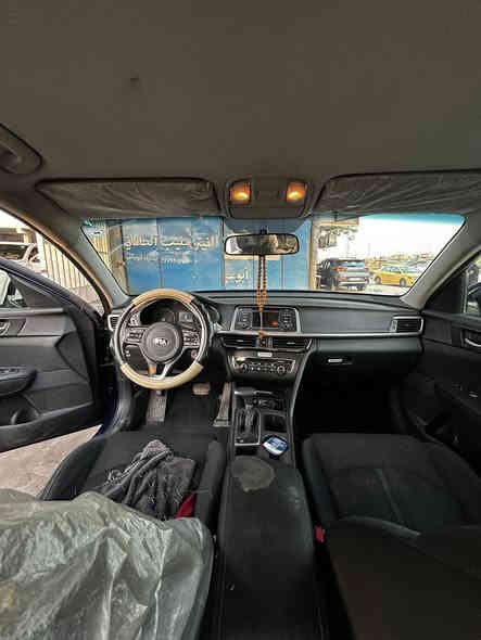 السلام عليكم اوبتما 2017 لون ارزق
السياره بيه جاملخ خلفي وباب الخلفي نفسه مال حادث
 
وهنا بلعراق صار بيه جاملغ امامي يم السايق وبدلته اصلي نفس الون 

سياره حلوه مال جناي رقم اربيل بسم والدي رقم الجديد سنويه وهزه جديده وكلشي

كير ومحرك خير من الله جديده

مكاني بغداد 

سعرها 115 وبيه مجال تجي تشلع اعيوني مترجع فارغ انشالله 
***********
