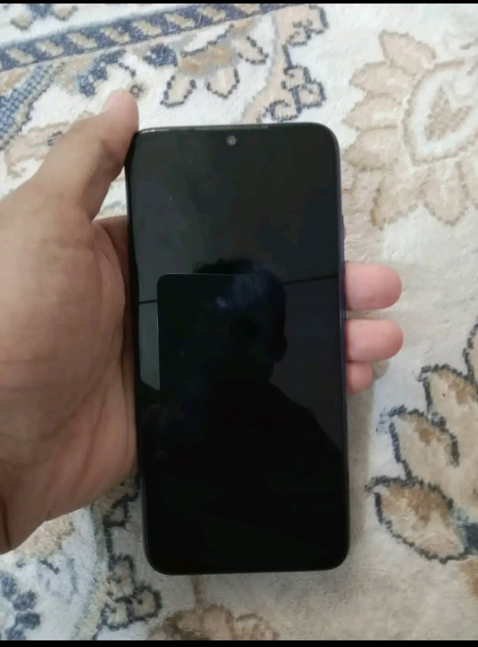 Redmi Note 7 موبايل جديظ ويخبل فقط ضهر ب خمستالاف يصير الضهر يدعم امنيه كلشي شغال الحله ابو. غرق ***********
