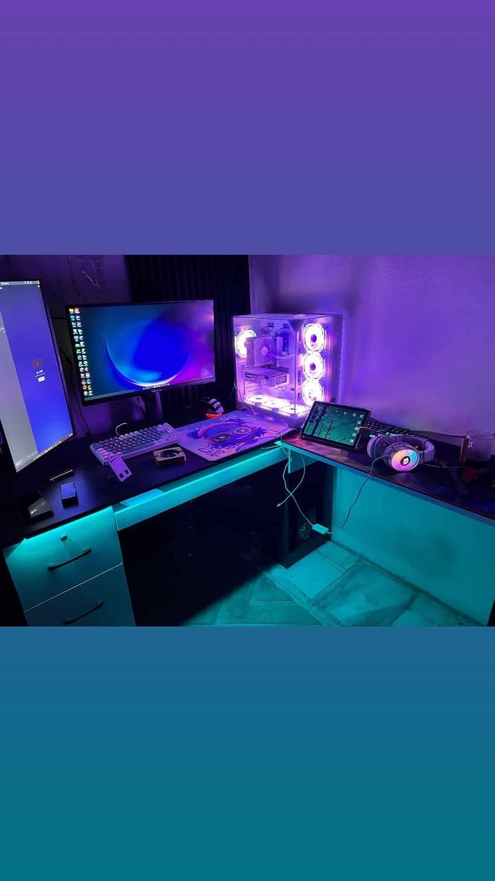 🔥 للبيع PC Gaming قوي وجاهز للألعاب والتصميم 🔥
إذا تبحث عن جهاز يشغل أحدث الألعاب بأداء ممتاز ودقة عالية، فهذا التجميع خيار ممتاز:
✅ المعالج: AMD Ryzen 5 5600X
✅ كرت الشاشة: ASUS RTX 4060 
✅ اللوحة الأم: MSI B550M-A PRO
✅ الرام: 16GB DDR4 (8GB × 2)
✅ التخزين: SSD NVMe M.2 سعة 1TB
✅ مبرد احترافي: DeepCool AG400 RGB
✅ مزود طاقة: 700W
✅ شاشة 27 بوصة 2K IPS - 180Hz - 1ms
✅ يوبي اس UPS فاربر 1500
✅ كيبورد ميكانيك AULA Gaming
✅ ماوس Razer RGB
✅ سماعة HP Omen Gaming
✅ كيس أبيض RGB مع إضاءة كاملة
✅ستان حامل شاشه عامودي ثنائي 
✅ سبيكر من شركة )(مضخم صوت) من شركة Xtrike my
✅ جوستك كيم سير
✅مونتو لايت ليد امامي وخلفي
✅ ستان جوستك
✅ ماوس باد وتر برو
✅ ساعه مكتبيه
السعر 1,700,000

التواصل ***********

موقعي بغداد رئاسة العبيدي
