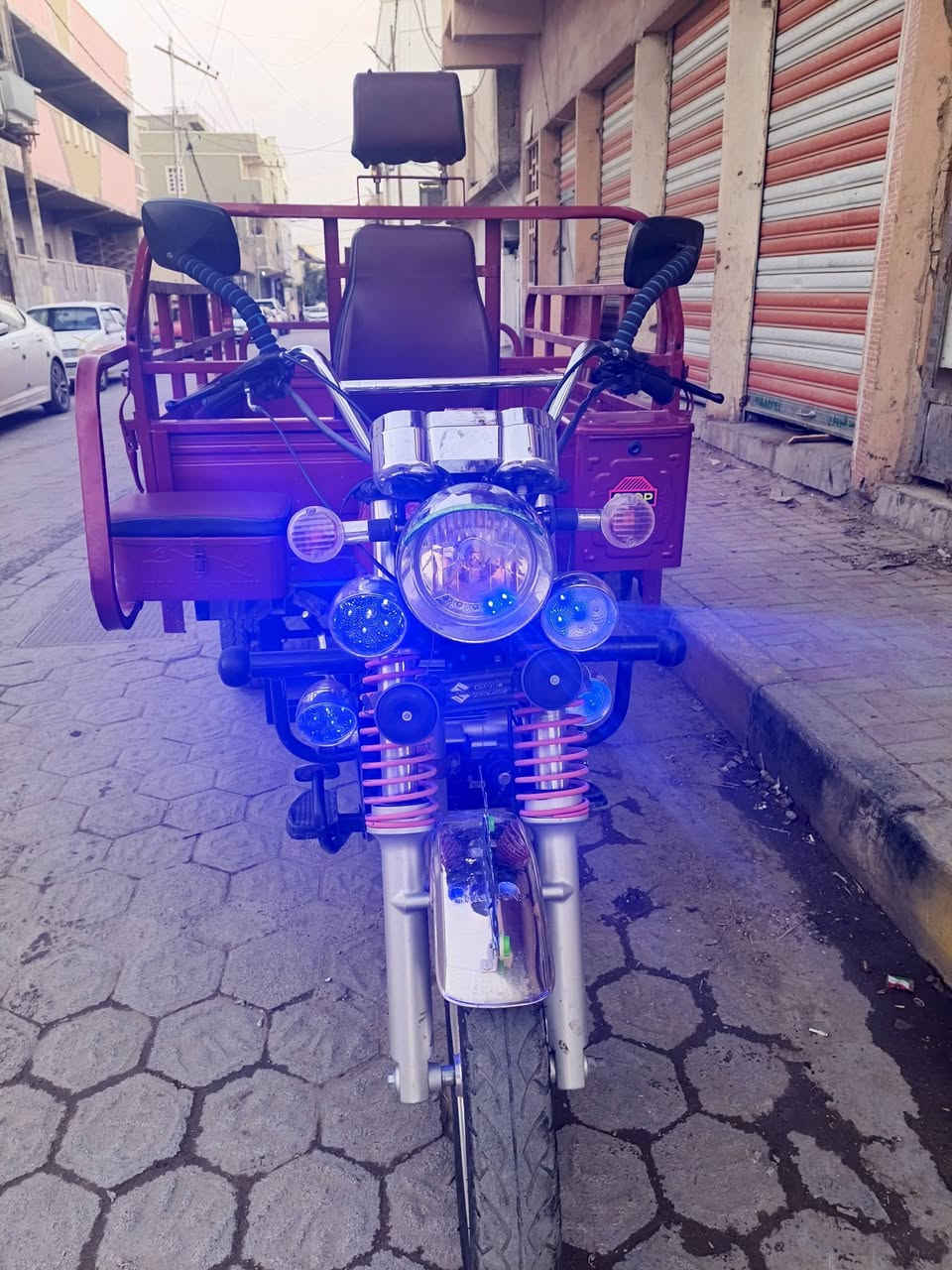 ستوته للبيع موديل 2023 نضافه فول لعنوان الرمادي شارع ١٧ سعر ٢ مليون ٧٥٠ لتواصل ***********
