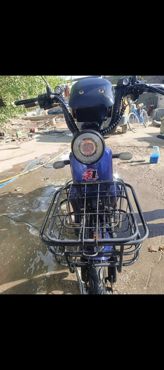 السلام عليكم دراجة شحن موديل ٢٠٢٤ اخت الجديدة خمس بطاريات جدد بلاديات اربع سرع بيهة نضام سرقة وتشغيل غن بعد وبوربانك سعر ٣٥٠ وبيهة مجال العنوان ديوانية مركز


**إذا كنت صاحب هذا الإعلان وتريد حذفه لأي سبب، رجاءا أرسل رسالة إلى الدعم الفني**