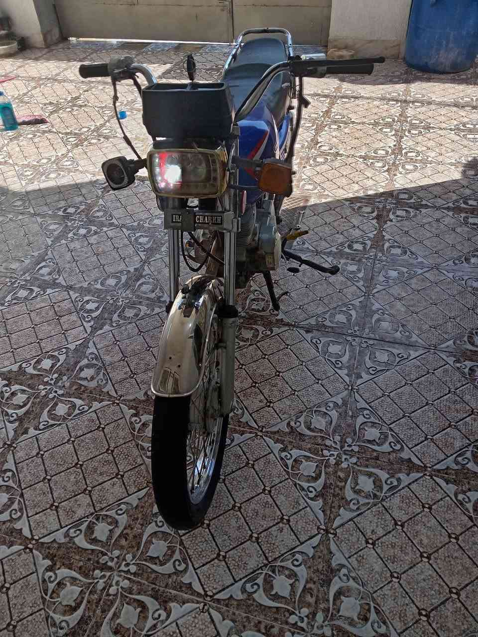 سلام عليكم ايراني للبيع كوم حديد مكينه شغاله كهربايات شغاله سعر 350وبي مجال الشراي يتصل عل رقم ***********
