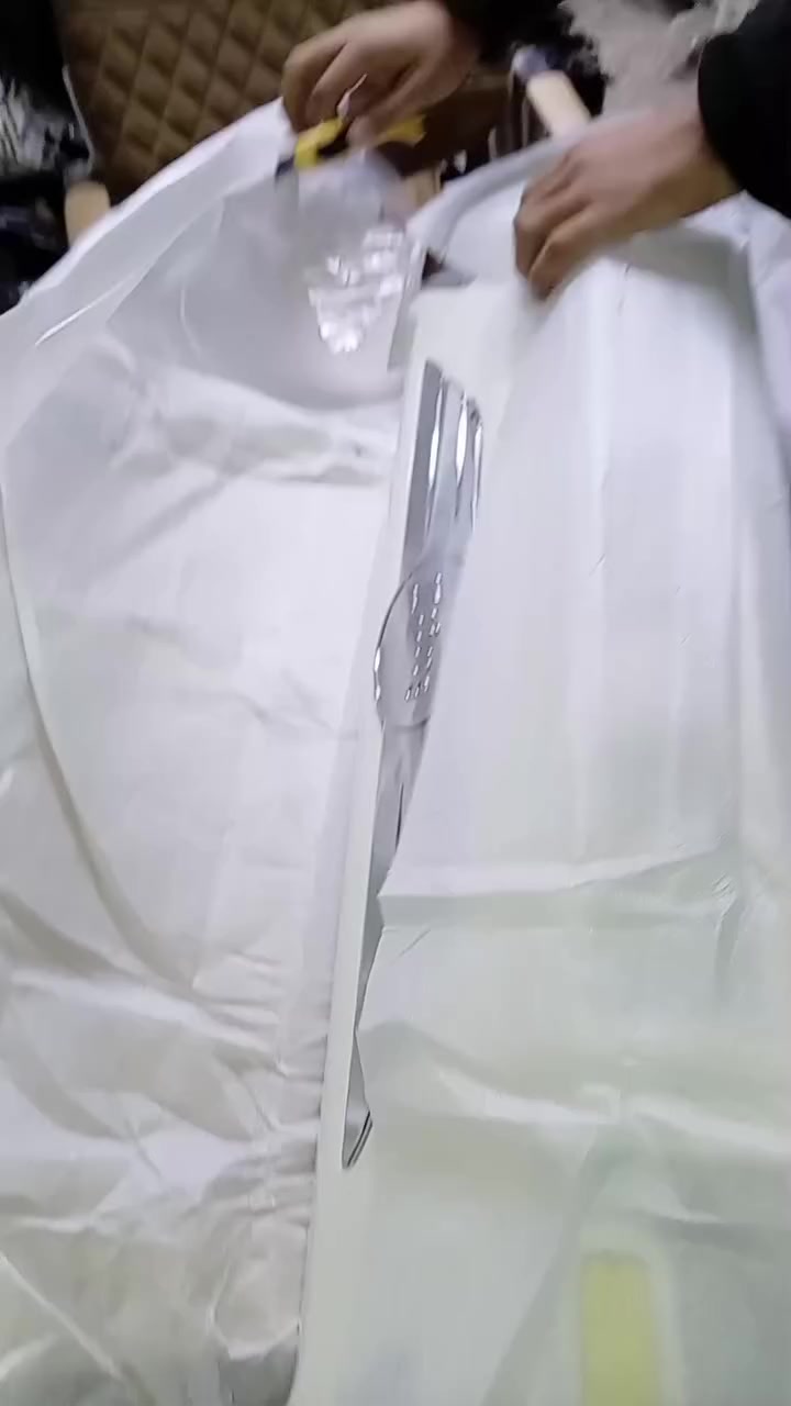 من رخصه اداره المجموعه ادوات كماليات الجميع انواع السيارات يوجد توصيل لجميع محافظات العراق للحجز واتساب ***********
