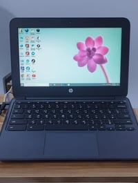 لوبتوب hp حجم 14  سليم بطاريه ليثيوم  منصب وندوز 10 جديد كارتون وشاحنت...