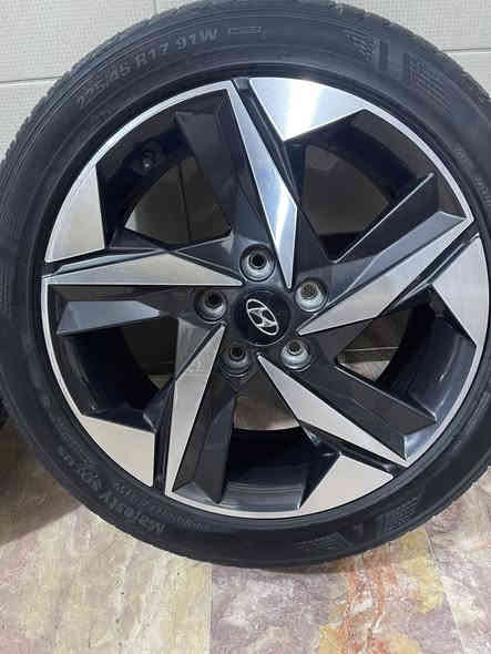 ويل كب و تاير الانترا أصلي 2023 نظيف بدون اي تصليح 
العنوان حي اور قرب جامع الفردوس 
السعر 300 ألف 
***********
