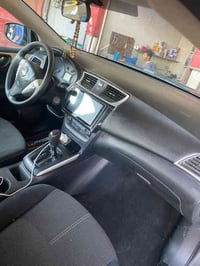 ئيشي تكسي وبريدي ناوشارى كلار دةكةين .      ژمارة موباي  رقم  ٠٧٧٠٨٠٧٣...