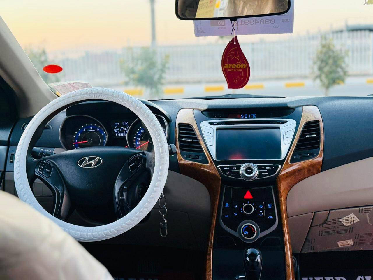 اللهم صل على محمد وال محمد
السلام عليكم 
النترا 2015 خليجي 
رقم بصره تحويل مباشر مشروع وطني 

فول مواصفات
محرك 1800 دووش مامفتوح  
السياره جاهزه ( مكينة //كير // حدادية  //تبريد / تدفئة // تخم تاير )
السياره مكفوله 
من الضربه والتبديل بيها 
( كارتين تكحيل فقط ) والباقي مكفول 

مواصفات 
فتحه سلايد كشن جلد روف شاشه ايباد كامره دواره مرايه شفط اشاره بالمرايه تحكم بالستيرن لاقط دواخل بيجي وصاج لد امامي ويل كب 

مكاني// الناصرية 
السعر 123 وبي مجال 
 للاستفسار: ***********
