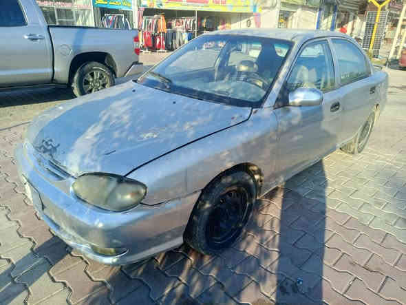 السلام عليكم كيه سيفيا موديل 1999 محرك وكير اوتو كفاله كهربائيات كلها شغاله سياره مثل ل للصوره رقم الماني نواقص شي بسيط السعر 18 وبيها مجال تكفل سرقه وعشائر / المكان ديالى المقدادية الرقم ***********
