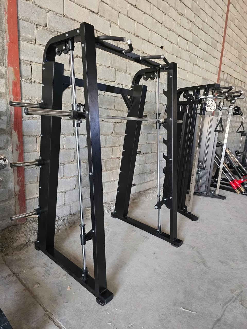 متوفر للبيع جهاز سميث / السعر : ١١٠٠$
الاتصال : ***********
