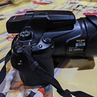 نيكون P1000 • زوم ١٢٥x • فيديو 4K
