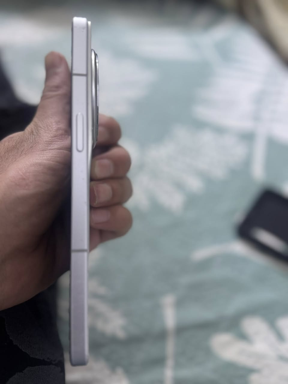 تكنو كامون٣٠ بريمر جهاز مكفول من كلشي بس مضروب من جهت يسره سواد قليل فطر ما ينشاف بل بلازما. مثل ما موضح بل صوره سعره ١٥٠ بيه مجال. *********** بغداد زيونه يوجد توصيل
