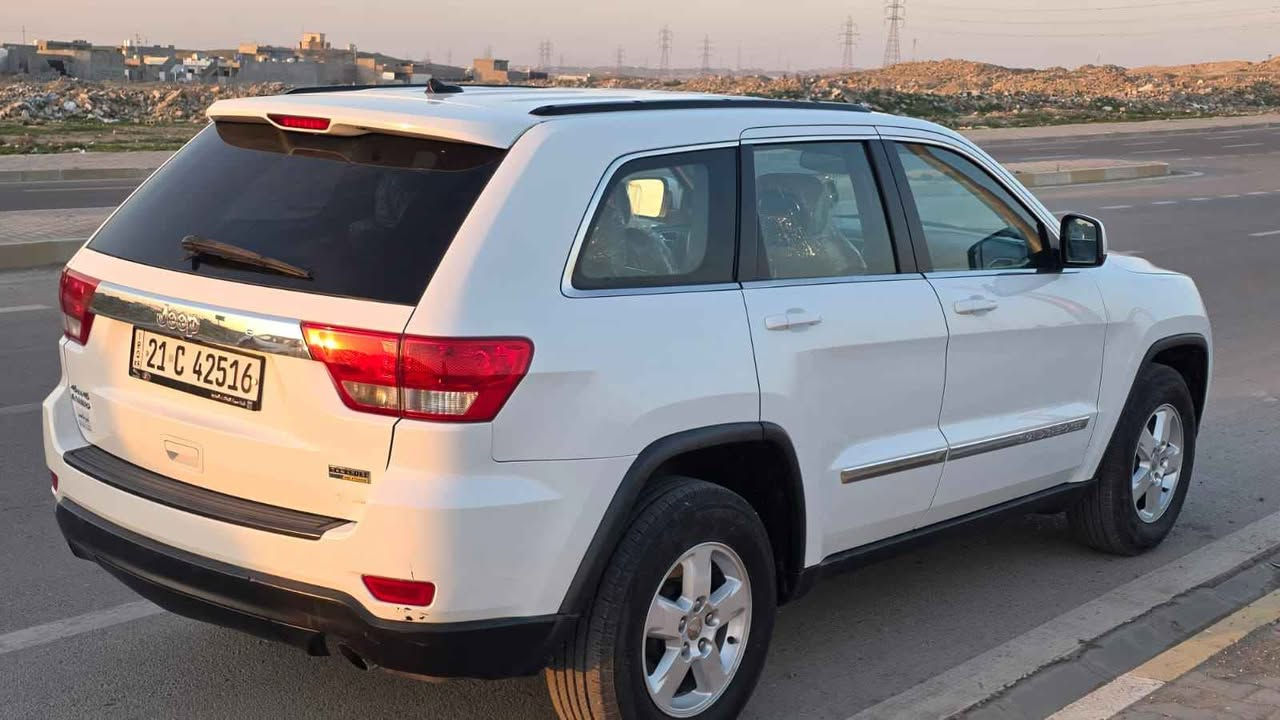 جێب لاریدۆ ئەمریکی مۆدێل 2013کلین تایتڵ ئیسپانەلەمەکینەو گێڕیی نەدراوە بەشەرت کوشن جلدناوزەرد سوکان ڤۆلیۆم تەحدیدسورعە دەبڵ ئەکسل چوارتایەیی لۆکی لەژێرە تا2030تازەیە ڕەقەم باریکە هەمووشتێکی تازەیە کۆبۆن بەنزینی هەیە بەناوخۆمەوەیە چرکەیی تیانیە ماڵی دۆستە نرخ 200مامەڵە *********** كركوك, العراق
