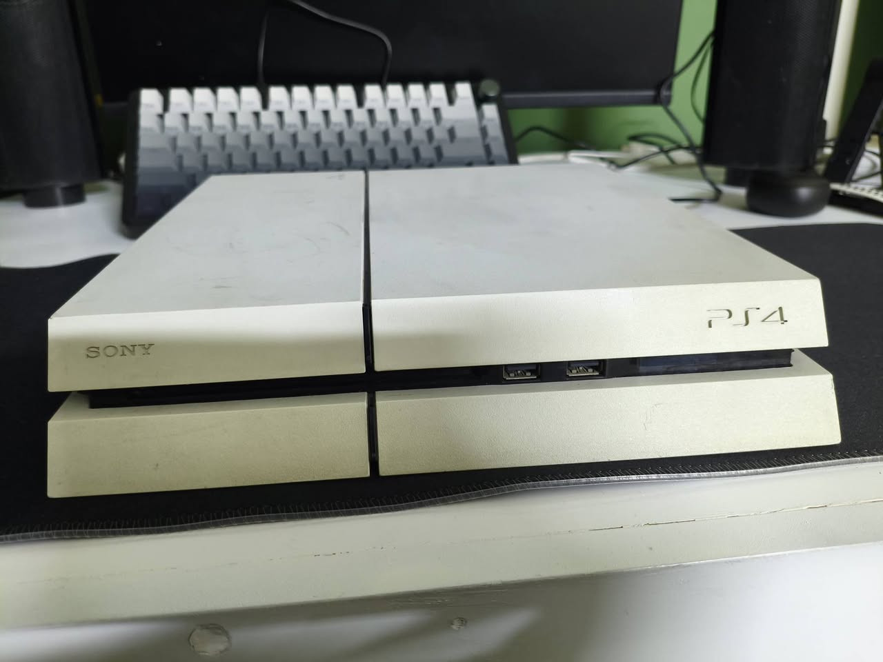 بلي 4 فات اولاين نظيف كامل ملحقاته يده وحده ذاكره 500 ممفتوح 
بي حساب  العاب sekiro killzone ٫ghost of Tsushima god of war ghost recon call of duty 4  ب250 وبي مجال مكاني نجف


**إذا كنت صاحب هذا الإعلان وتريد حذفه لأي سبب، رجاءا أرسل رسالة إلى الدعم الفني**