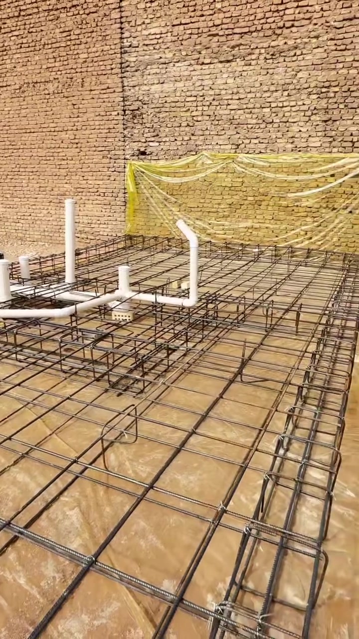 🏗️ إعلان – مقاولات عامة اشراف وتنفيذ مكتب اياد للعقار 

يعلن مكتب ايادالاسدي للعقار والمقاولات العامةعن استعداده لتنفيذ جميع أعمال البناء والمقاولات بأعلى جودة وبأحدث التصاميم الهندسية الحديثة.

✅ تنفيذ البناء حسب المواصفات المطلوبة (VIP)✅ استخدام أفضل وأجود أنواع المواد✅ طابوق ممتاز✅ إسمنت وصب بدرجة أولى✅ حديد (شيش) أصلي ومضمون✅ ديكورات حديثة وتصاميم هندسية عصرية✅ إشراف وخبرة في جميع مراحل العمل

💰 أسعارنا منافسة جداً:▪️ بناء المتر يبدأ من 400 ألف▪️ 450 ألف▪️ إلى 500 ألف سارع في الاتصال حسب المواصفات والطلب

🔥 شغلنا فول فول – تسليم مرتب وضمان 
بالجوده العمل وسرعه في التسليم 

📍 العنوان: النجف – حي السلام – شارع أبو دجاج – 📞***********

*********** (واتساب واتصال)

مكتب اياد الاسدي  للعقار والمقاولات العامة
