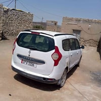رينو 7راكب موديل 14 رقم مثنى لبيع والمراوس  07833472047