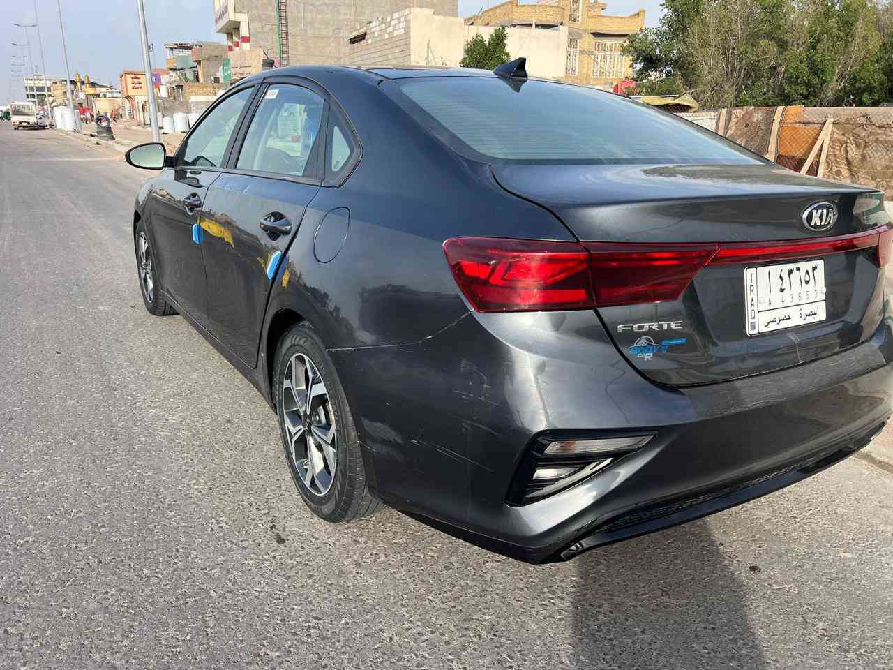 السلام عليكم كيا فورتي 2021 بصره معوقين بعد بيه سنه وتخلص السياره وارد امريكي حادثه الدعاميه فقط والبنيد بس بارد ومرشوش فقط رش بدون فتح والداير الوره مرشوش والباقي كفاله سياره كلهه ليبل واحد 
مكينه 2000 دوش وكير بلكارتون تبريد ثلج حداده تخم تاير جدد السياره جاهزه مابيه اي نقص مواصفات شاشه كامره لايت زنون تحكم ستيرن رادارات قياده ذاتيه كروز مثبت سرعه نضام سبورت السعر 118 وبيه مجال قليل 
العنوان البصره شط العرب الجزيره 
رقم هاتف ***********
