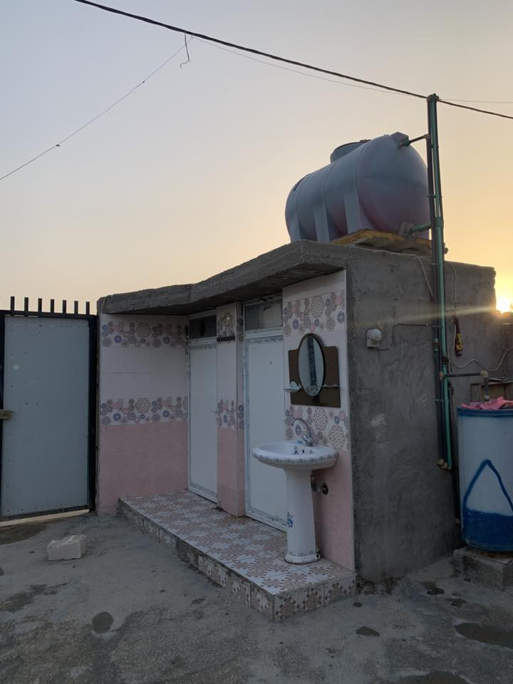 بيت للبيع طويريج شط الله خدمي البو صحو منطقة حجي نوري ، المساحة 350 م يحتوي على 3 غرف وصالة ومضيف واستقبال ومطبخ ، سند 25 التبليط يبعد 100 متر ، للاستفسار واتساب ***********
