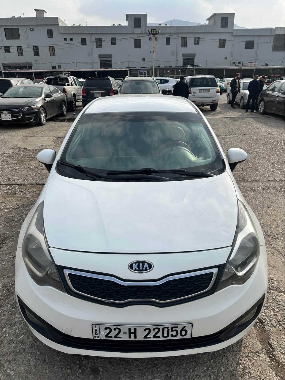 Kia Rio 2012 خليجى 
محرك دوش 
ره قه م سنوى جديد
تحويل و كاله بشه رت
(٢٢٠)km
نيضام eco
شاشه كاميره
كير محرك تبريد بشه رت 
٤ تايره جديد

٣٦٠ هزار غورامه ديش سعرى ئين خار

سياره يال دهوكى 
سعر (٨٨) $ مجال

*********** دهوك, العراق

